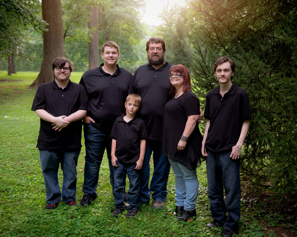 Acorn & Oak Photography | Ironton, OH - Ashland, KY - Huntington, WV | Family & Birth Photographer